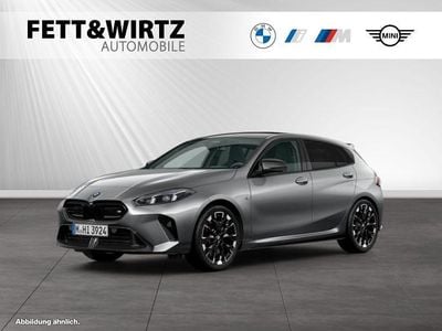 Skyscraper grau metallic Gebraucht 2024 BMW M135 Performance Kleinwagen | 39.390 € (Guter Preis)