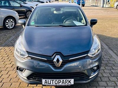 Usata Renault Clio IV LIMITED 118 CV (86 kW) 2017 Grigio Berlina