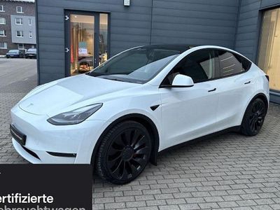 Weiß Gebraucht 2022 Tesla Model Y Performance SUV | 40.700 € (Etwas zu teuer)