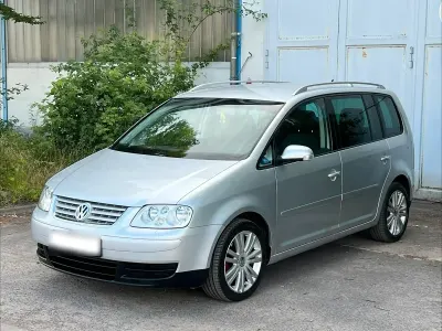 Gebraucht VW Touran 140 PS (102 kW) 2005 Silber Van / Kleinbus