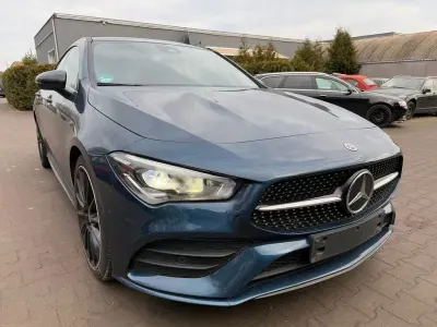 Second-hand Mercedes CLA250 AMG line 224 CP (164 kW) 2023 Albastru Berlinǎ