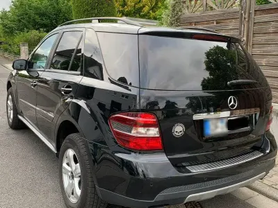 Gebraucht Mercedes 200 190 PS (139 kW) 2008 Schwarz SUV