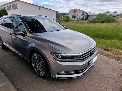 Silber Gebraucht 2015 VW Passat Kombi | 11.800 € (Fairer Preis)