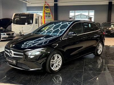Gebraucht Mercedes B220 Progressive 190 PS (139 kW) 2020 Schwarz Van / Kleinbus