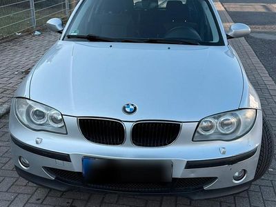 Gebraucht BMW 118 129 PS (94 kW) 2005 Silber Kleinwagen