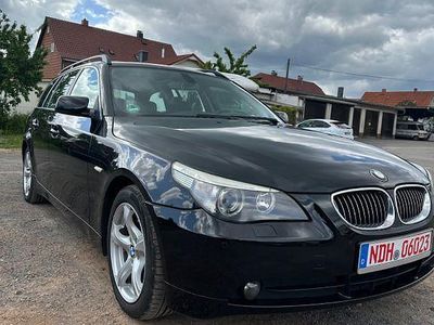 BMW 523