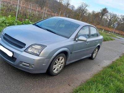 Begagnad Opel Vectra 122 HK (89 kW) 2003 Grå Sedan