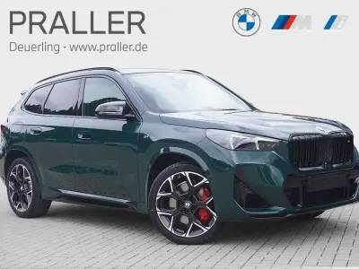 Neu BMW X1 Performance 300 PS (220 kW) 2026 Goodwoodgruen perleffekt SUV