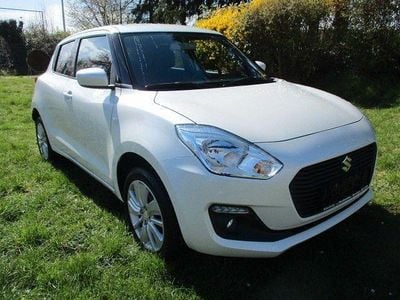 Usata Suzuki Swift Comfort 90 CV (66 kW) 2018 Bianco Utilitaria