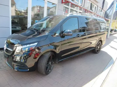 Second-hand Mercedes V300 AMG line 237 CP (174 kW) 2023 Negru Monovolum