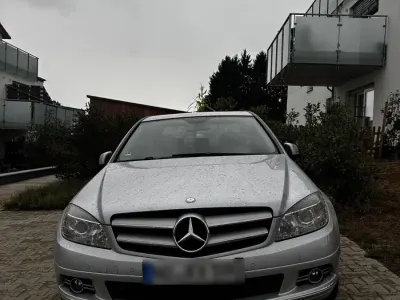 Gebraucht Mercedes C200 136 PS (100 kW) 2008 Silber Limousine