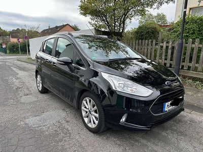 Gebraucht Ford B-MAX Titanium 125 PS (91 kW) 2017 Schwarz Van / Kleinbus