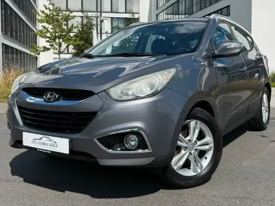 Gebraucht Hyundai ix35 Premium 163 PS (119 kW) 2012 Grau SUV