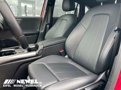 Gebraucht Mercedes EQA300 Progressive 167 kW (228 PS) 2021 Rot SUV