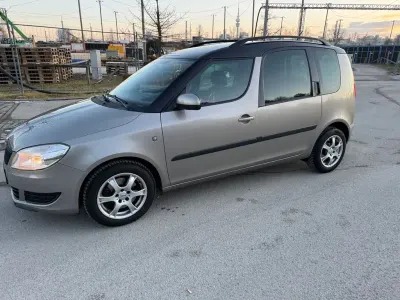 Gebraucht Skoda Roomster Elegance 105 PS (77 kW) 2011 Schwarz Van / Kleinbus
