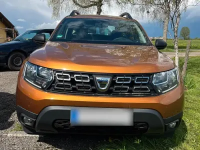 Usata Dacia Duster 101 CV (74 kW) 2020 Oro SUV