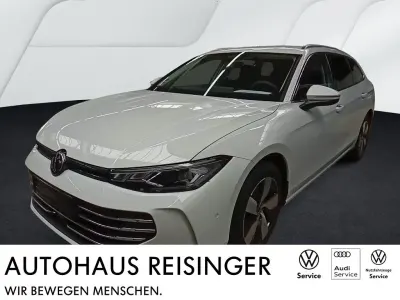 Gebraucht VW Passat Business 150 PS (110 kW) 2025 Pure white (weiß) Kombi