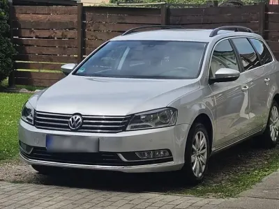 Gebraucht VW Passat 140 PS (102 kW) 2012 Silber Kombi