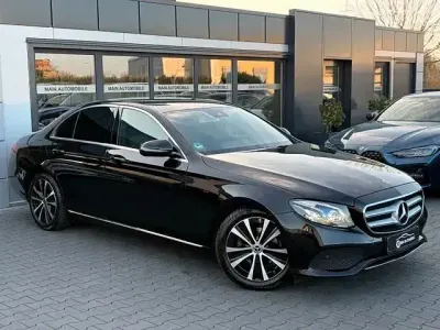 Brugt Mercedes E200 Avantgarde 184 HK (135 kW) 2017 Sort Sedan