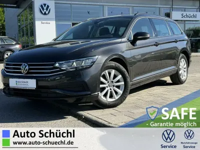 Gebraucht VW Passat 122 PS (89 kW) 2024 Grau Kombi