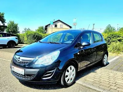 Używany Opel Corsa Edition 87 KM (63 kW) 2012 Czarny Hatchback