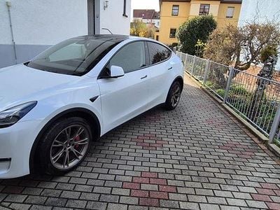 Gebraucht Tesla Model Y 250 kW (340 PS) 2023 Weiß SUV