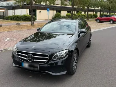 Gebraucht Mercedes E300 245 PS (180 kW) 2018 Schwarz Kombi