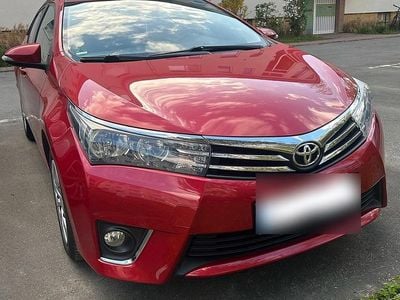 Brugt Toyota Corolla 132 HK (97 kW) 2014 Rød Sedan