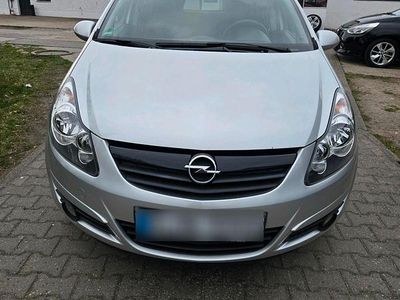 Gebraucht Opel Corsa 85 PS (62 kW) 2010 Silber Kleinwagen