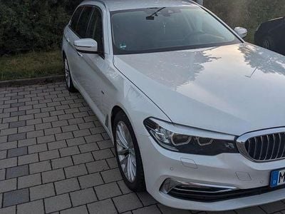 Gebraucht BMW 520 Luxury Line 190 PS (139 kW) 2017 Weiß Kombi