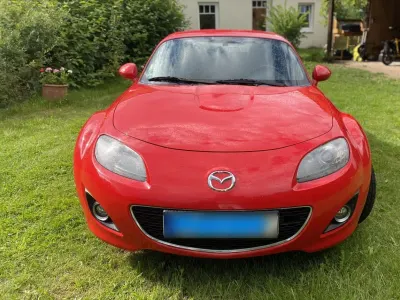 Gebraucht Mazda MX5 126 PS (92 kW) 2010 Rot Cabrio