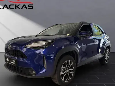 Neu Toyota Yaris Cross 130 PS (95 kW) 2026 Blau SUV