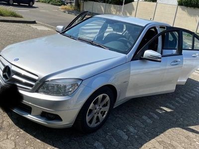 Mercedes C200