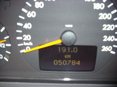 Gebraucht Mercedes 200 Elegance 163 PS (119 kW) 2001 Blau Limousine