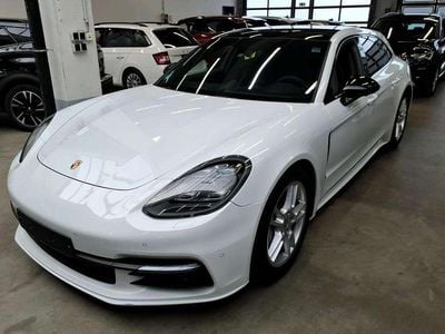 Gebraucht Porsche Panamera Sport Turismo 441 PS (324 kW) 2018 Carraraweißmetallic Kombi