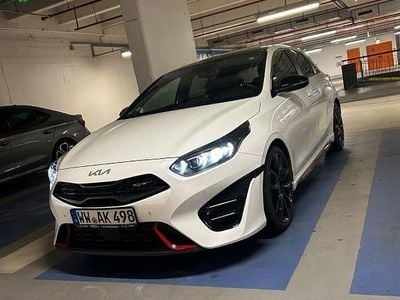 Weiß Gebraucht 2022 Kia Ceed GT GT Limousine | 22.600 € (Fairer Preis)