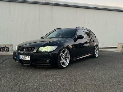 Schwarz Gebraucht 2007 BMW 325 Kombi | 5.900 €