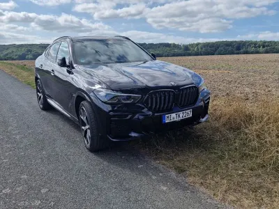 Gebraucht BMW X6 Performance 340 PS (250 kW) 2023 Schwarz SUV