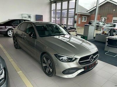 Gebraucht Mercedes C220 200 PS (147 kW) 2022 Silber metallic Limousine