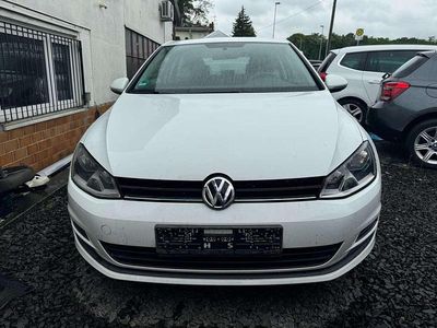 Gebraucht VW Golf VII Cup 86 PS (63 kW) 2015 Weiß Limousine