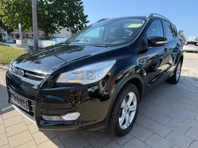 Gebraucht Ford Kuga Titanium 179 PS (131 kW) 2016 Schwarz SUV
