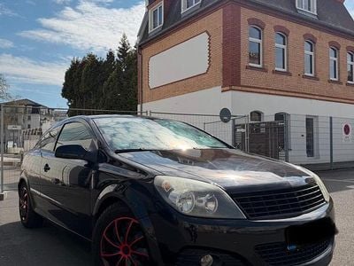 Usata Opel Astra GTC 116 CV (85 kW) 2008 Nero Coupé