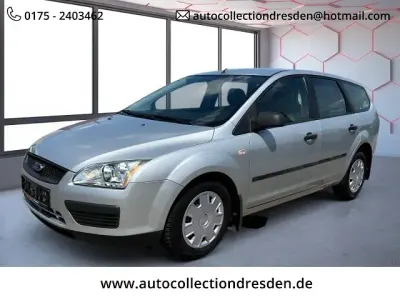 Gebraucht Ford Focus Trend 101 PS (74 kW) 2005 Silber Kombi
