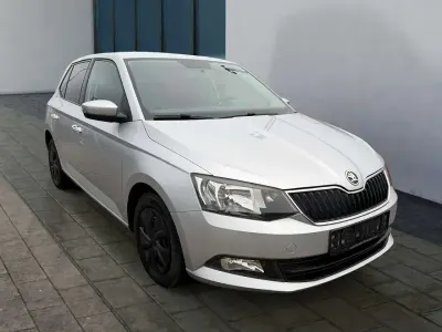 Gebraucht Skoda Fabia Ambition 90 PS (66 kW) 2018 Silber Limousine