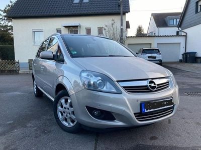 Gebraucht Opel Zafira Sport 140 PS (102 kW) 2010 Grau Van / Kleinbus