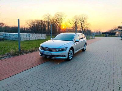 Gebraucht VW Passat 150 PS (110 kW) 2015 Silber Kombi
