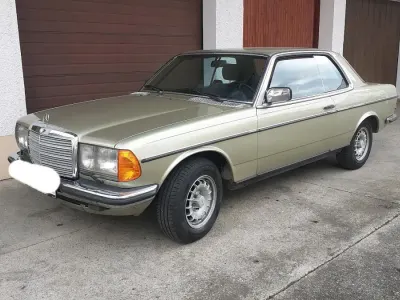 Gebraucht Mercedes 280 180 PS (132 kW) 1982 Grün Coupé