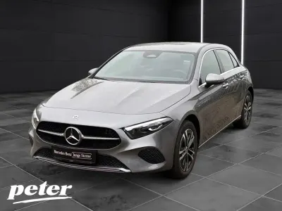 Gebraucht Mercedes A250 Progressive 163 PS (119 kW) 2025 Mountaingrau metallic Limousine