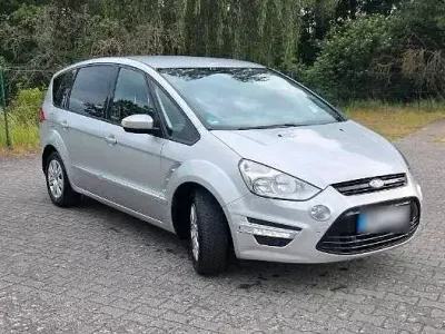 Gebraucht Ford S-MAX S 115 PS (84 kW) 2011 Silber Van / Kleinbus