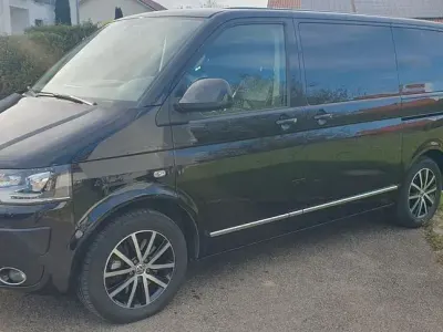 Gebraucht VW Multivan 179 PS (131 kW) 2015 Schwarz Van / Kleinbus